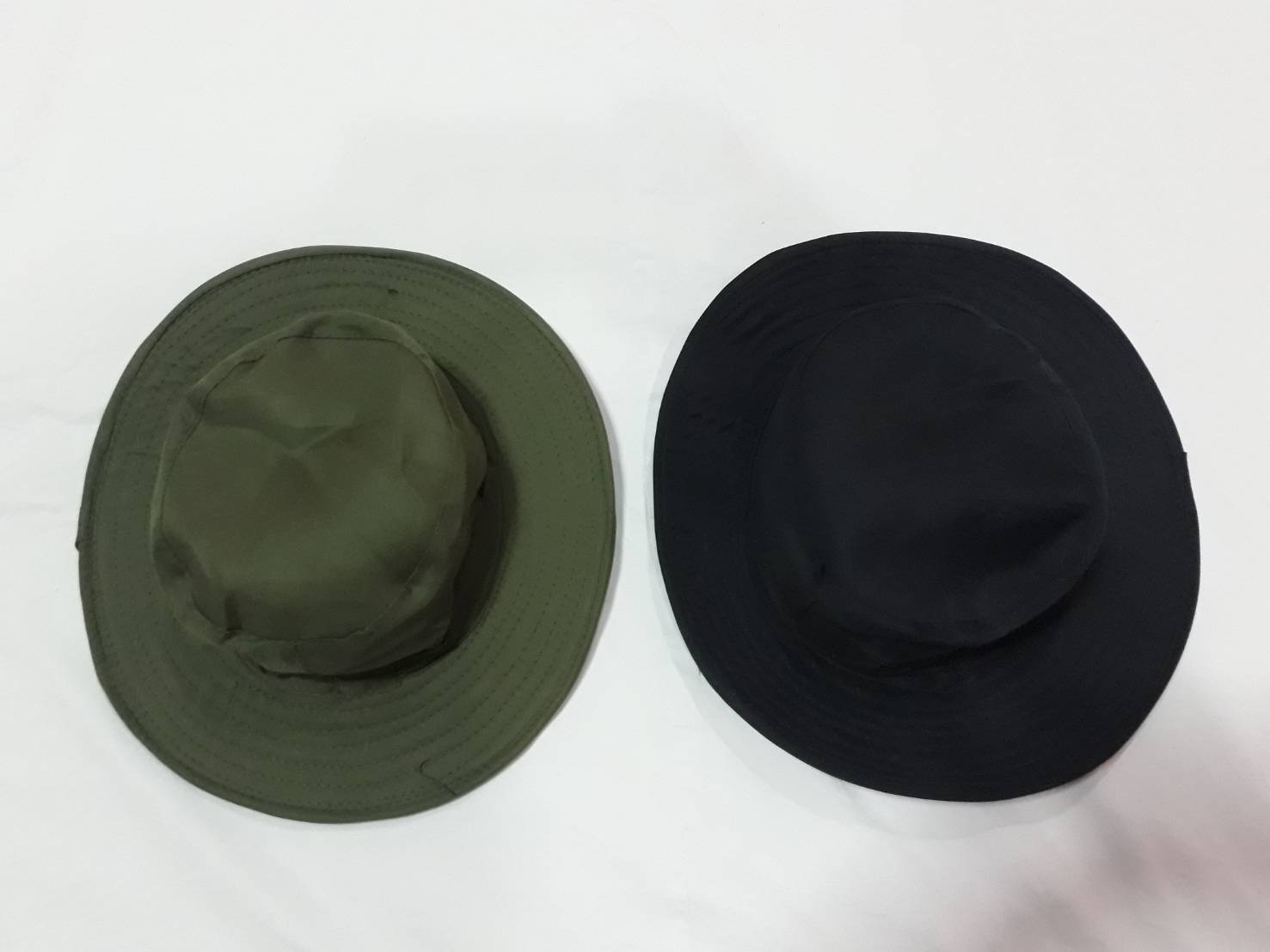 หมวกทหารคละแบบ