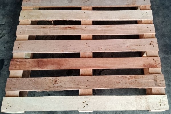 พาเลทไม้90X100CMหนา