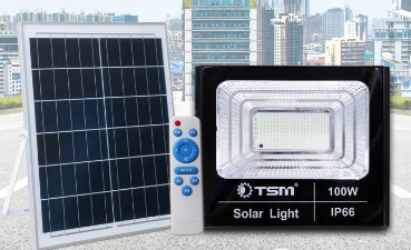 สปอตไลท์โซล่าฯ TSM100W-710*4