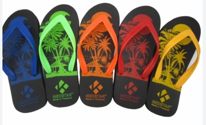 รองเท้าแตะยางแฟชั่น