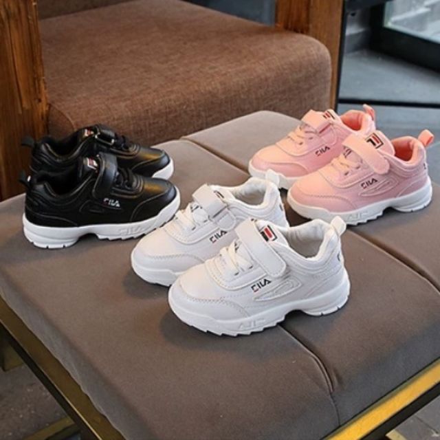 รองเท้าผ้าใบเด็ก