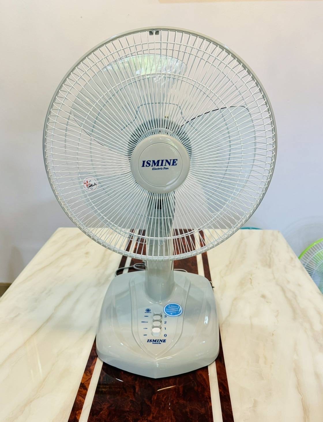 พัดลมตั้งโต๊ะISMINE 14"
