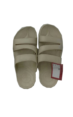 รองเท้าแฟชั่นคละแบบ