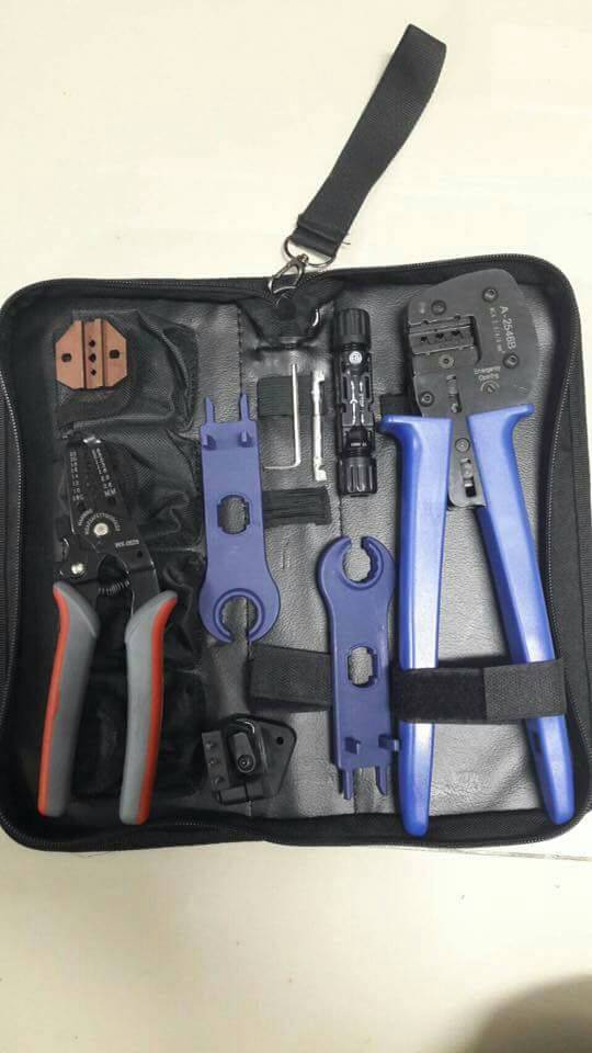 ชุดเครื่องมือช่างย้ำถอดMC4